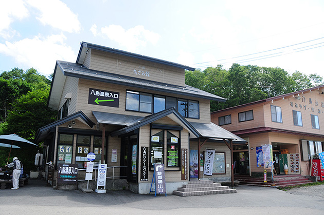 八島ビジターセンターあざみ館～館内は湿原の資料館となっている。